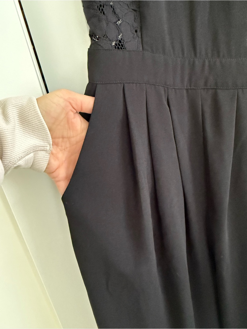GUESS - Jumpsuit - Picture 5 of 9